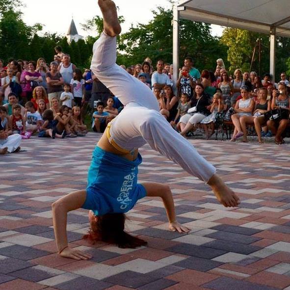 capoeira akrobatika